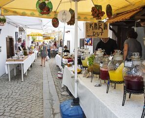 İzmir Karaburun Nergis Festivali